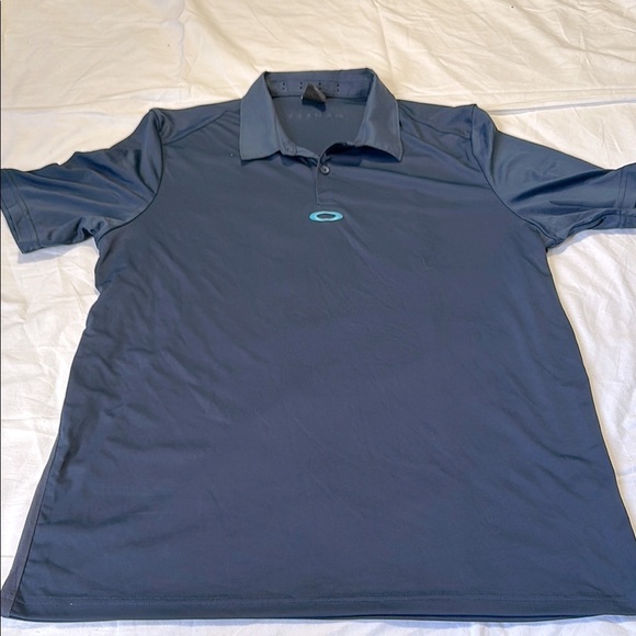 Oakley Men's Blue Polo Shirt Size Large Regular Fit - Picture 1 of 7